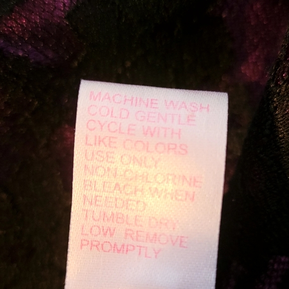 Native Intimates Corset - Picture 13 of 13